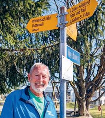 Wanderwegweiser und das Engagement dahinter