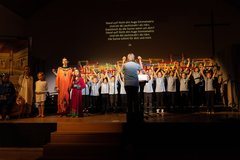 Musicalaufführung "Josef de Friedensstifter" 10. April 19:00 Aula OZ Grünau