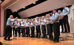 Tenobras Chor verzaubert die Gewerbeschau in Waldkirch