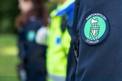 Durch Stichflamme im Gesicht verletzt