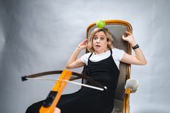 Lara Stoll kehrt zurück: Comedy und Poesie in «Volume 5»