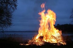 Feuer auch im Wald wieder erlaubt